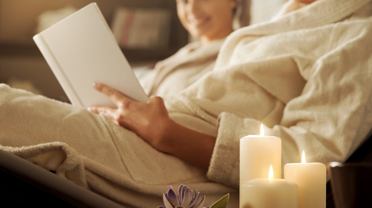Home Services In Dubai 20 Beautiful women at spa